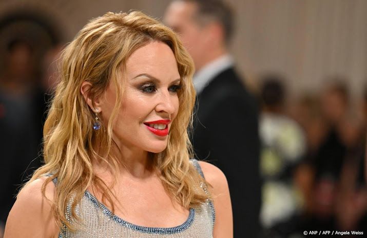 Kylie Minogue staat stil bij aanslag Bondi Beach