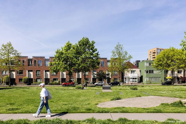 RIVM-regels voor openbare ruimte: vanaf elk huis zicht op boom