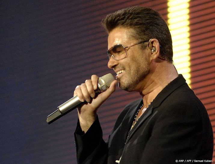Wham! voert met Last Christmas weer Britse hitlijst aan met kerst
