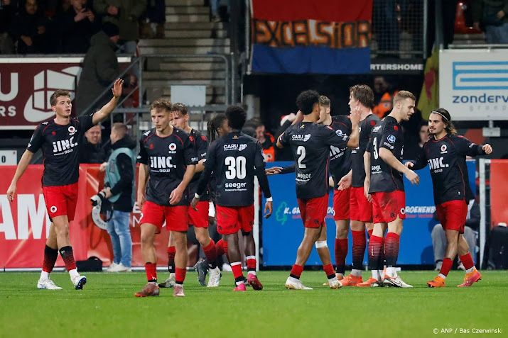 Excelsior neemt afstand van degradatiezone met thuiszege op PEC