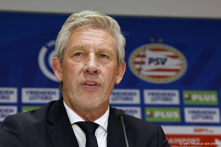 Algemeen directeur Brands blijft tot medio 2029 bij PSV 