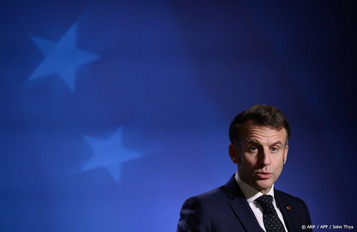 Macron: gesprekken over Oekraïne in januari verder in Parijs