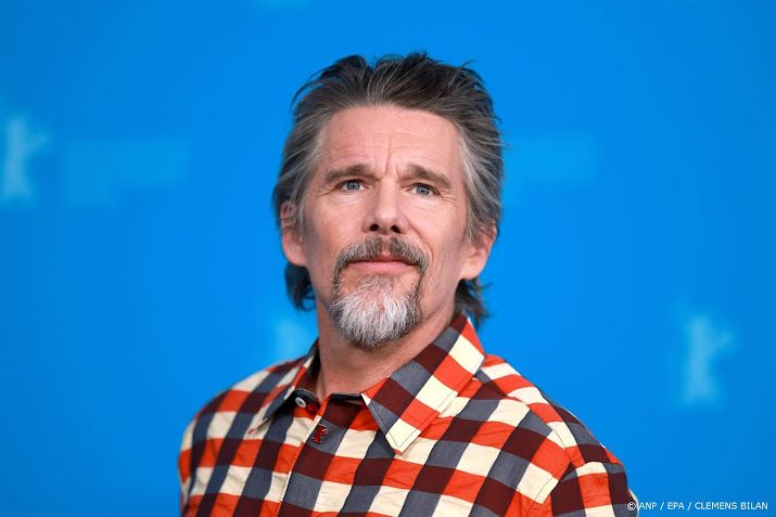 Ethan Hawke wil dat zoon hem speelt in biopic