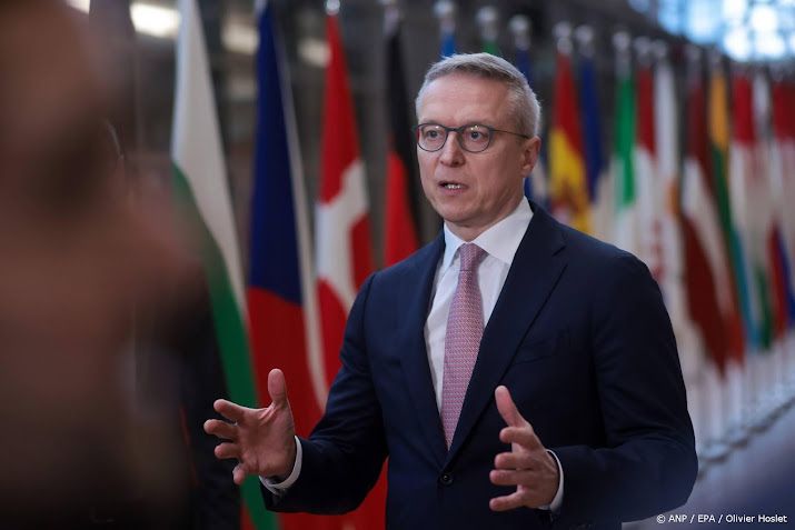 Duitse minister ziet voordelen van ban social media voor kinderen