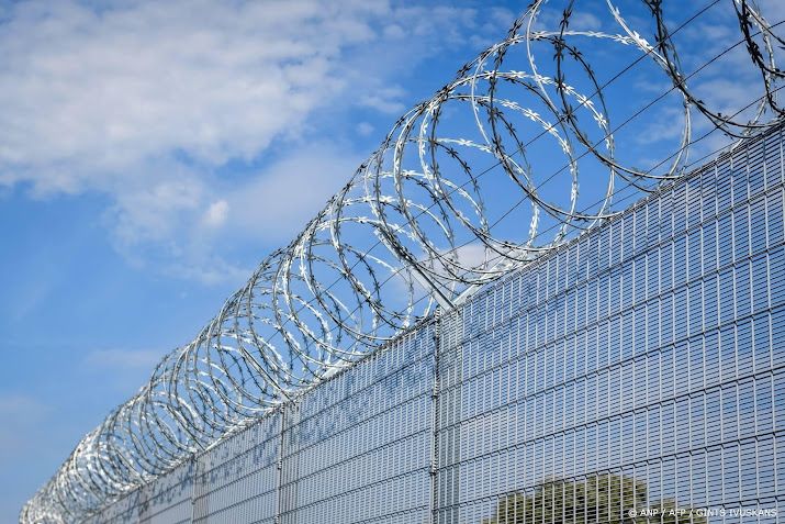 Bouw 280 kilometer lang hek op grens Letland en Rusland afgerond