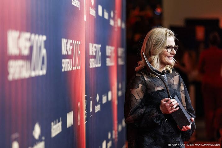 Britse koninklijke onderscheiding voor voetbalcoach Wiegman