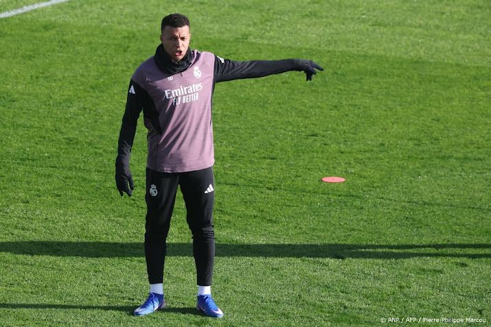 Real Madrid begint nieuwe jaar zonder geblesseerde Mbappé