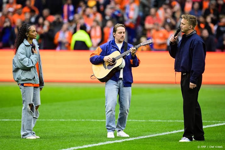 Ik Zing van Zoë Livay en Snelle op eerste plek in 100% NL Top 50