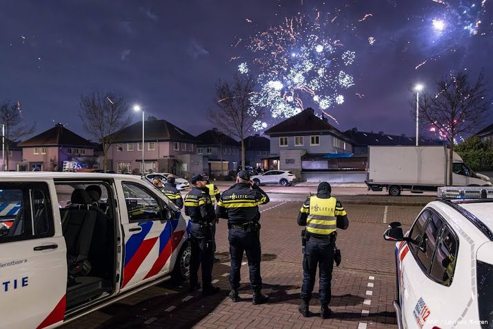 Amsterdam spreekt van onrustige jaarwisseling, 52 aanhoudingen