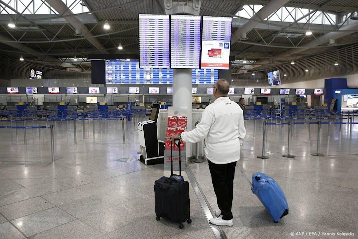 Griekse luchthavens schorten alle vluchten op om radioproblemen