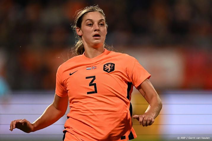 Voetbalster Nouwen van PSV scheurt opnieuw kruisband