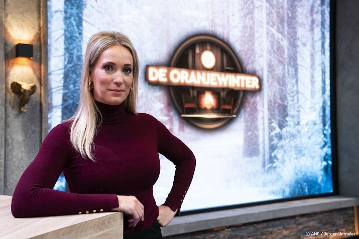Hélène Hendriks roept publiek De Oranjewinter op: blijf thuis
