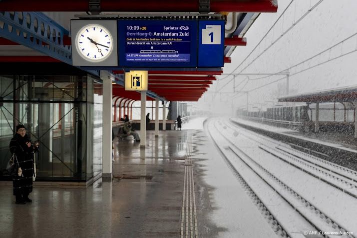 Problemen treinen Amsterdam bijna over, alleen nog rond Schiphol