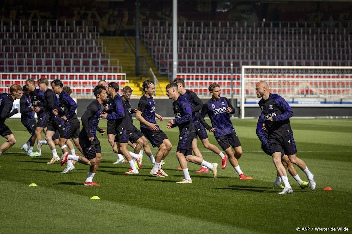 Go Ahead Eagles verlengt trainingskamp door winterweer