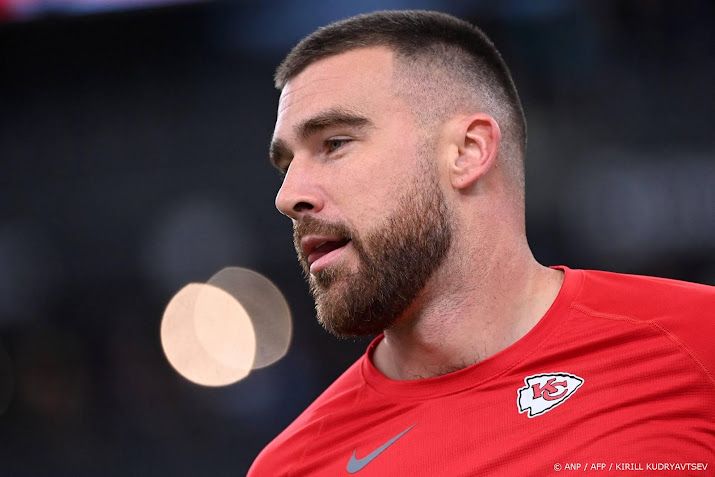Travis Kelce voedt geruchten dat hij footballcarrière beëindigt