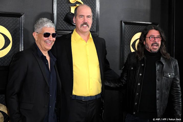 Gitarist Foo Fighters mist optredens door gebroken voet