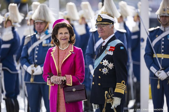 Nieuwe postzegels voor feestelijk jaar Zweeds koningspaar