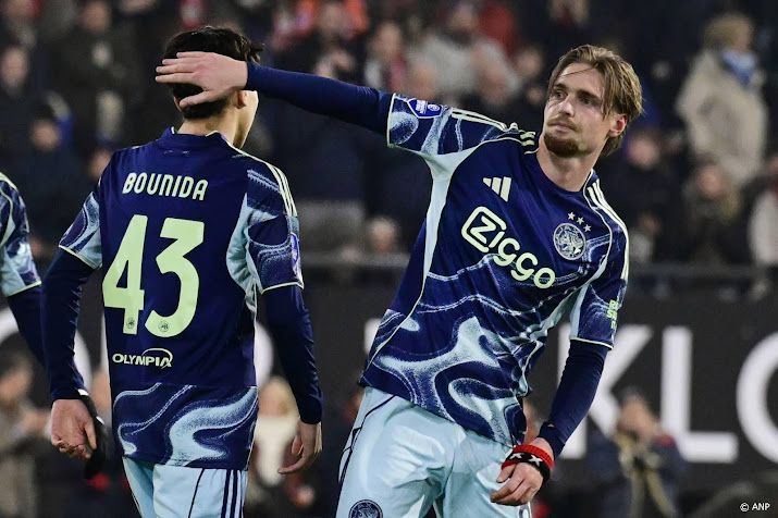 Ajax verkoopt Taylor voor ruim 16,8 miljoen euro aan Lazio