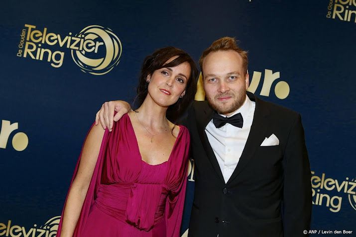 Lubach viert verjaardag van parodie Jelle: al 25 jaar in het vak