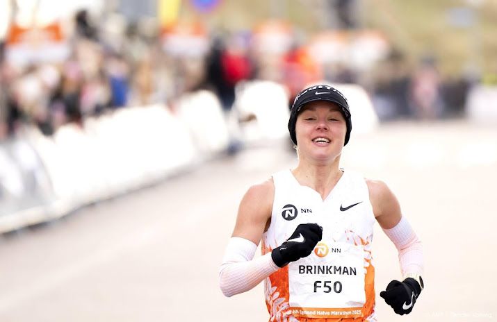 Atlete Brinkman derde bij rentree in halve marathon Egmond