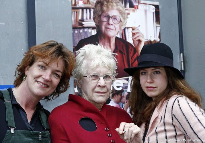 Actrice en regisseur Annemarie Prins overleden