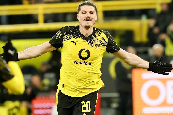 Borussia Dortmund herpakt zich met ruime zege op Werder Bremen