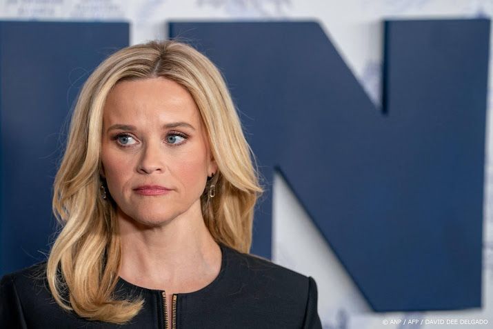 Reese Witherspoon waarschuwt fans voor oplichters op social media