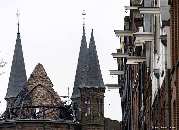 Amsterdam wil bijdragen aan herbouw Vondelkerk