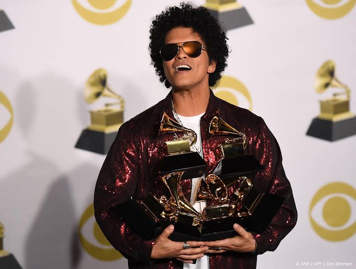 Oude albums Bruno Mars weer populair na aankondiging vierde plaat