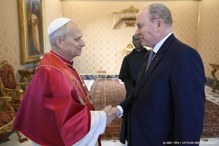 Prins Albert van Monaco ontmoet paus Leo XIV in Vaticaanstad