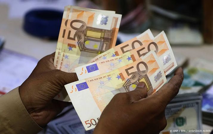 Kleinere banken verleiden spaarders met hogere depositorente