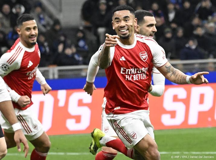 Arsenal verslaat Inter in Milaan en zet zegereeks voort