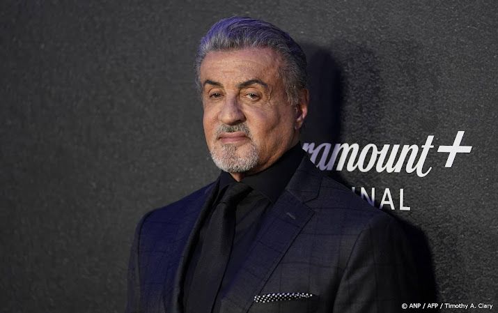 Sylvester Stallone gaat steeds harder trainen