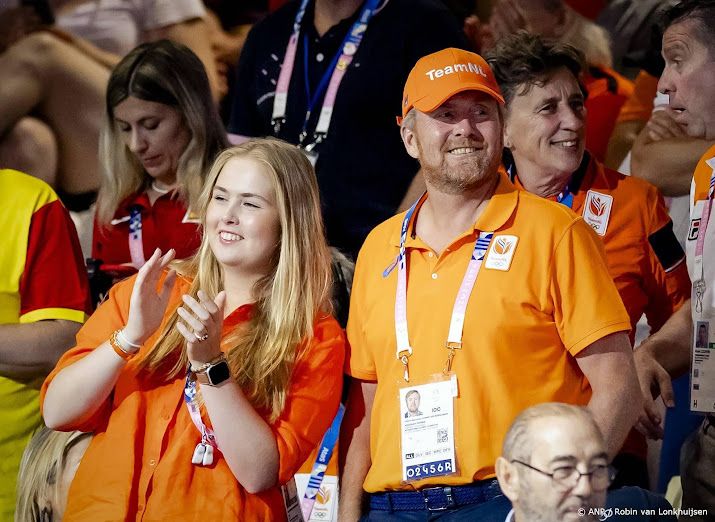 Prinses Amalia vergezelt koningspaar bij Olympische Winterspelen