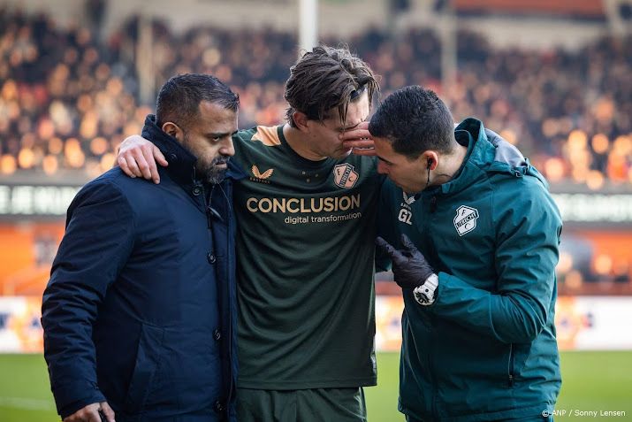 FC Utrecht-middenvelder Jensen maanden eruit door knieblessure 