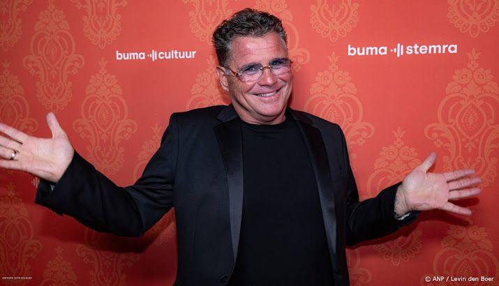 Wolter Kroes neemt rust na val op podium