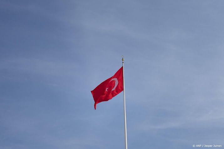 Turkse centrale bank verlaagt rente naar 37 procent