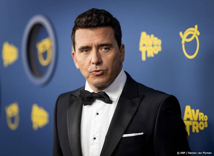 Jan Smit zegt optredens af door keelontsteking