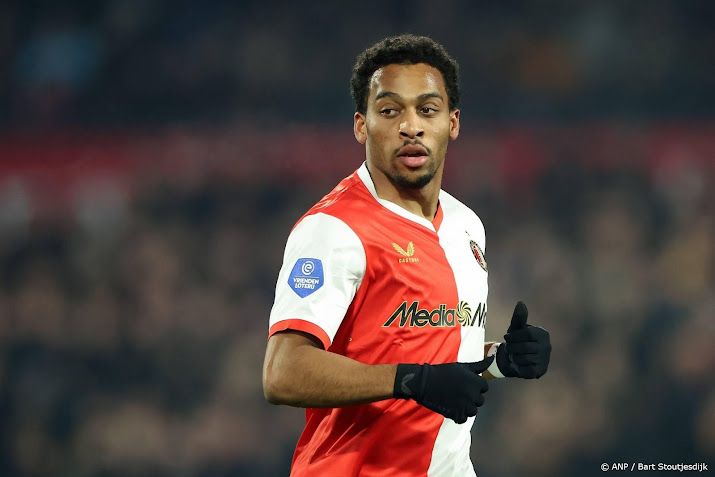 Timber wint bij debuut voor Olympique Marseille van RC Lens 