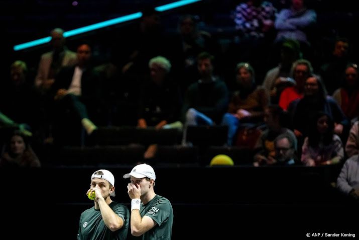 Van de Zandschulp en Griekspoor geven op in dubbelspel
