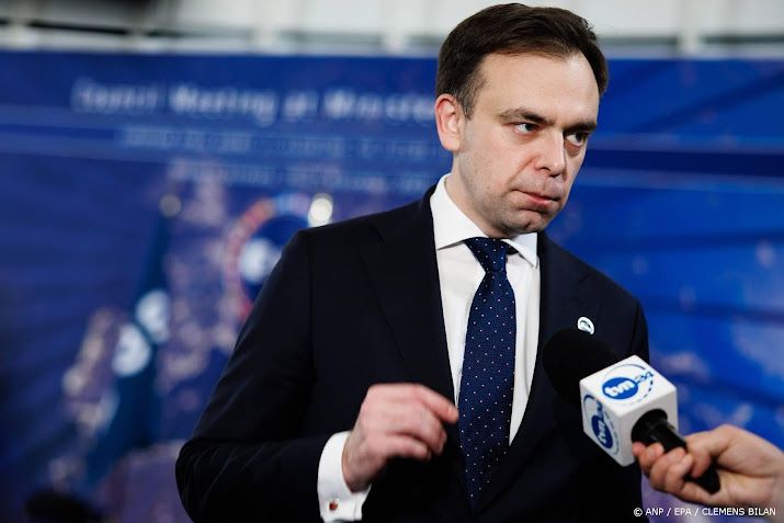 Poolse minister zegt geen haast te maken met invoering euro