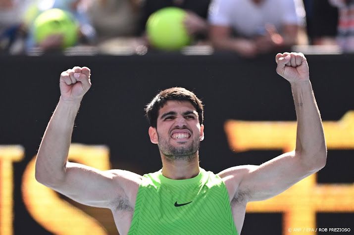Alcaraz naar kwartfinale in Melbourne door winst op Paul
