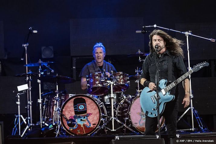 Foo Fighters-frontman hint op nieuw album tijdens concert