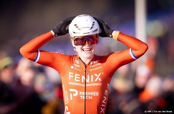 Veldrijdster Pieterse wint in Hoogerheide laatste WK-test