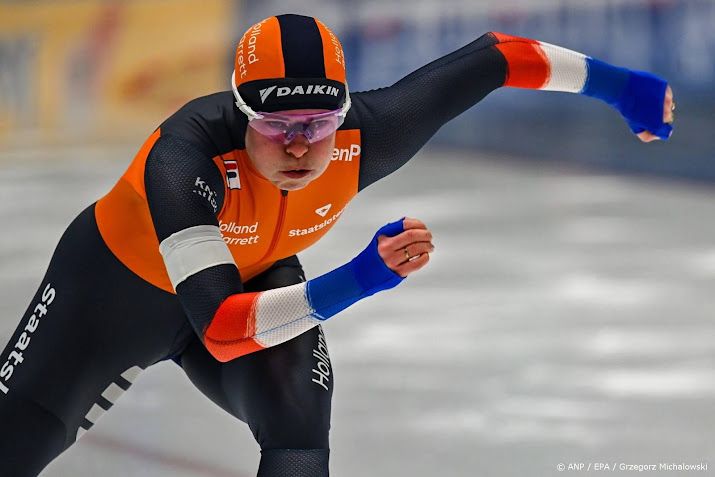 Schaatssters winnen teamsprint in Inzell, mannen derde