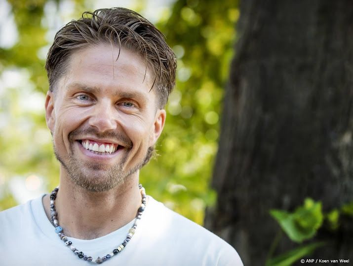 André Hazes kondigt nieuwe muziek inclusief duet aan