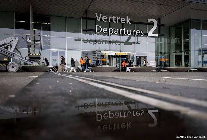 Omgevingsdienst onderzoekt deuk in kerosinetank bij Schiphol