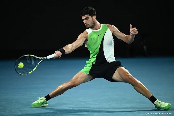 Alcaraz voor het eerst naar halve finales Australian Open