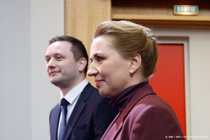 Premiers Denemarken en Groenland in Parijs voor lunch met Macron