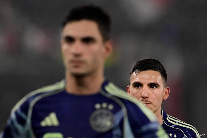 Ajax begint met Gloukh, Sutalo en Wijndal tegen Olympiakos